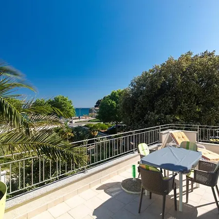 Portapisana Just 50m From The Apartment *